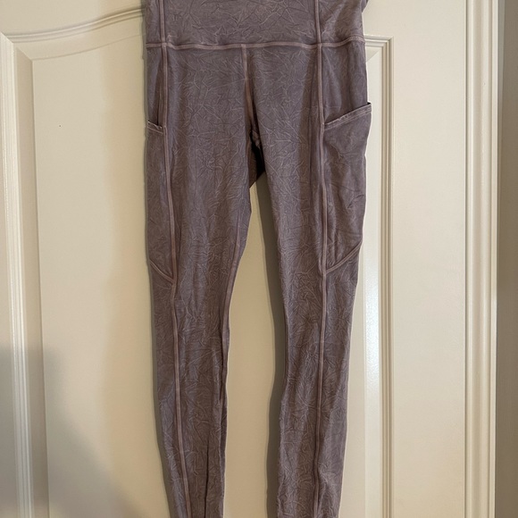 Lululemon ice dye fast and free leggings WORN ONCE - Picture 2 of 5